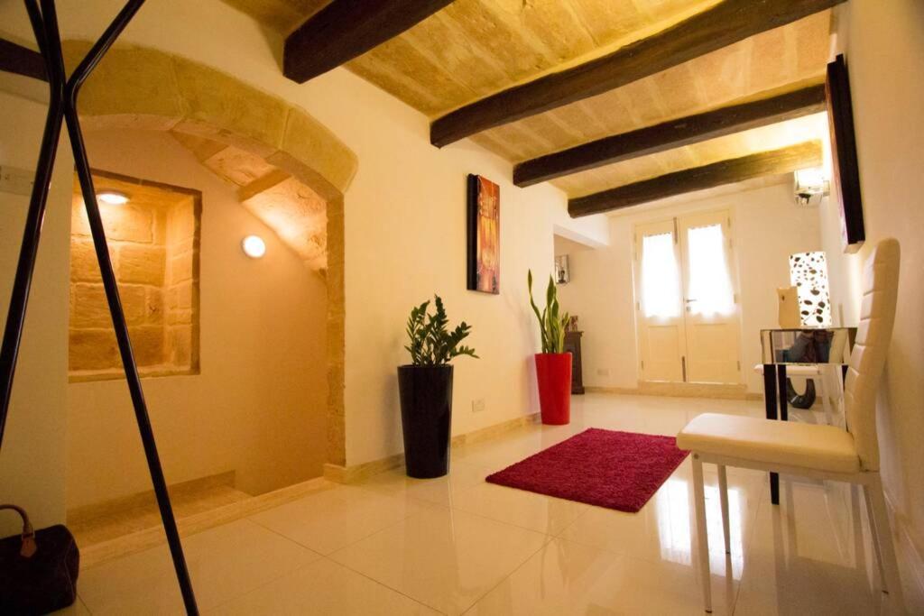 Valletta-Central Duplex Maisonette Exterior photo