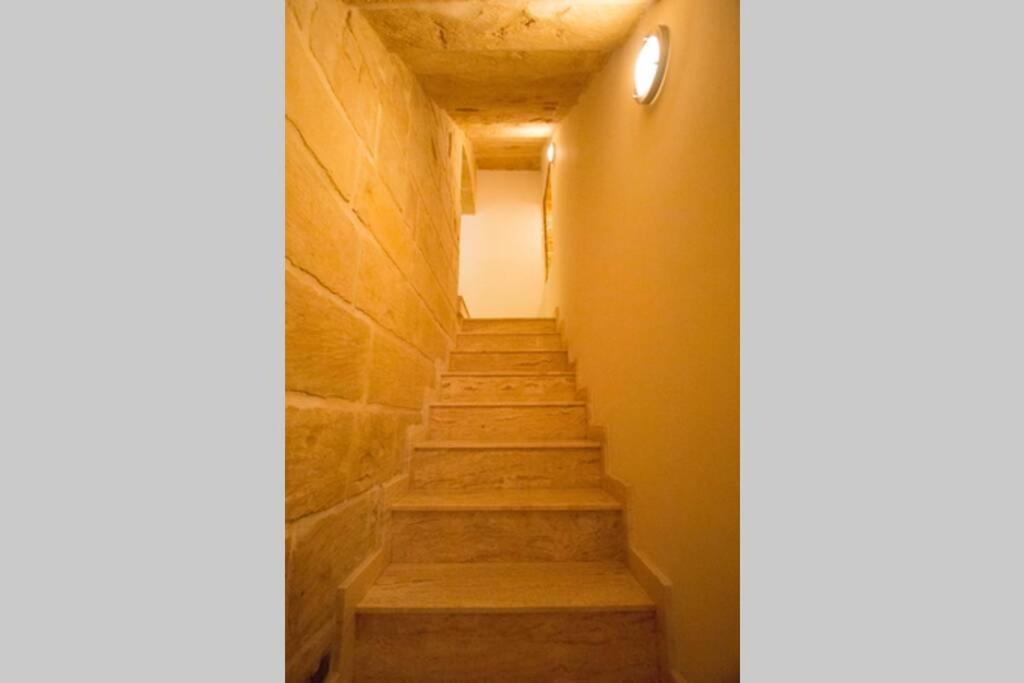 Valletta-Central Duplex Maisonette Exterior photo